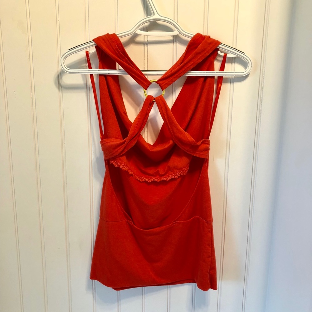 Fun cross back tank - Picture 2 of 5